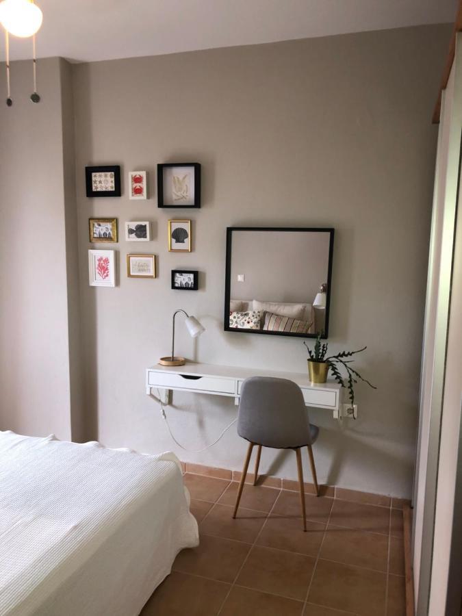Navy Blue Apartment Nea Skioni Bagian luar foto