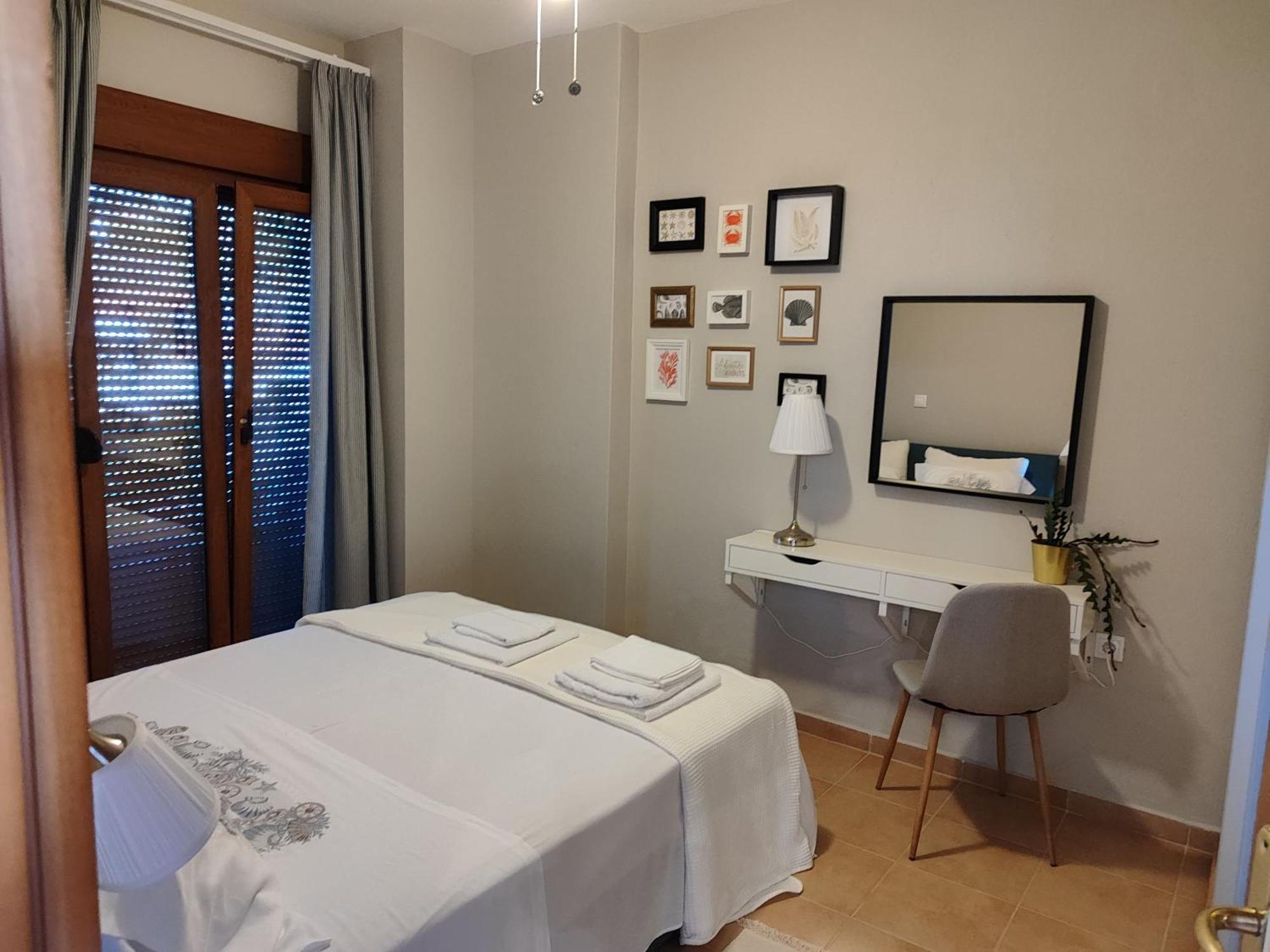 Navy Blue Apartment Nea Skioni Bagian luar foto